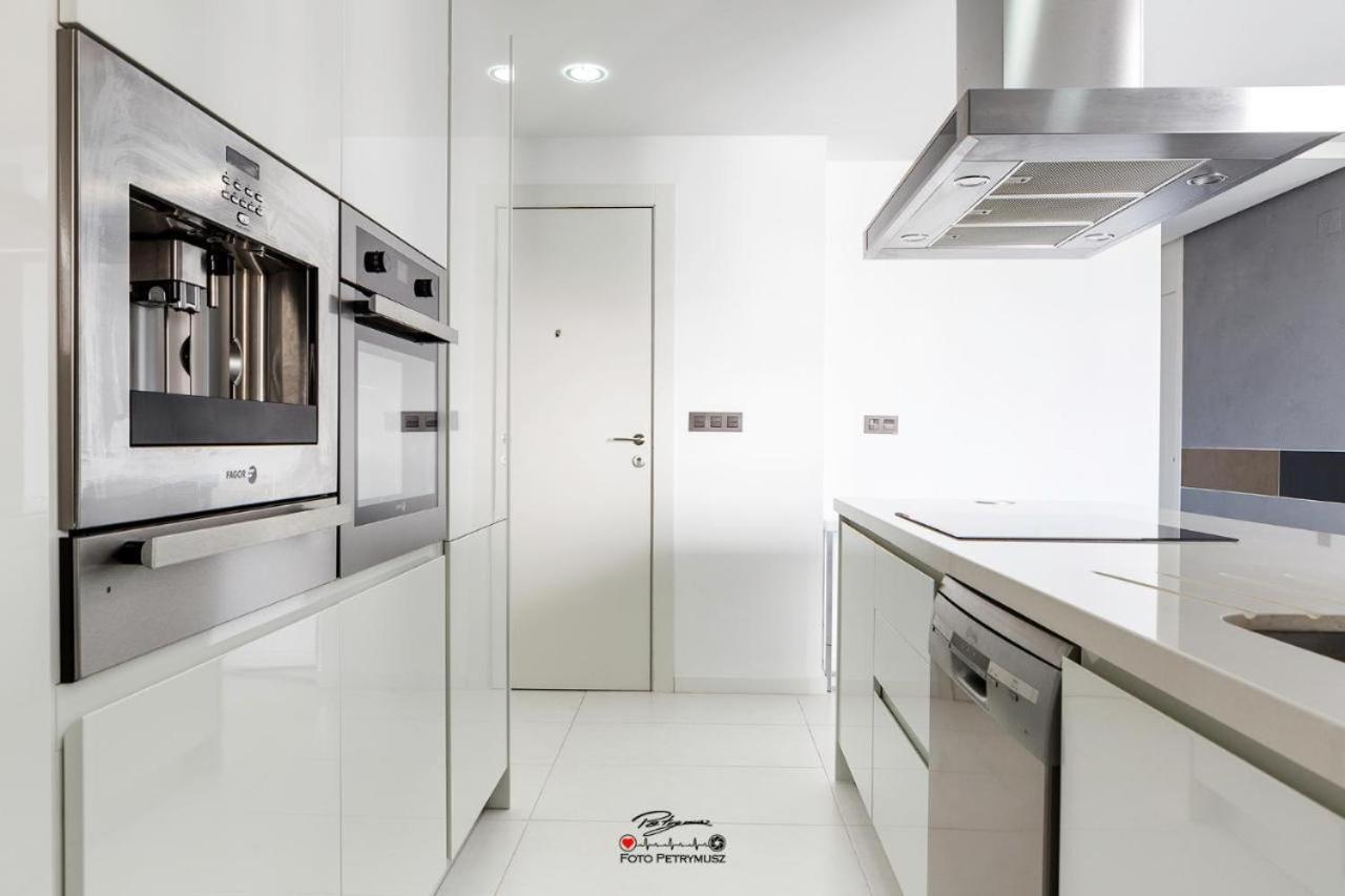 Bioko Holiday Apartment กาโบ โรจ ภายนอก รูปภาพ