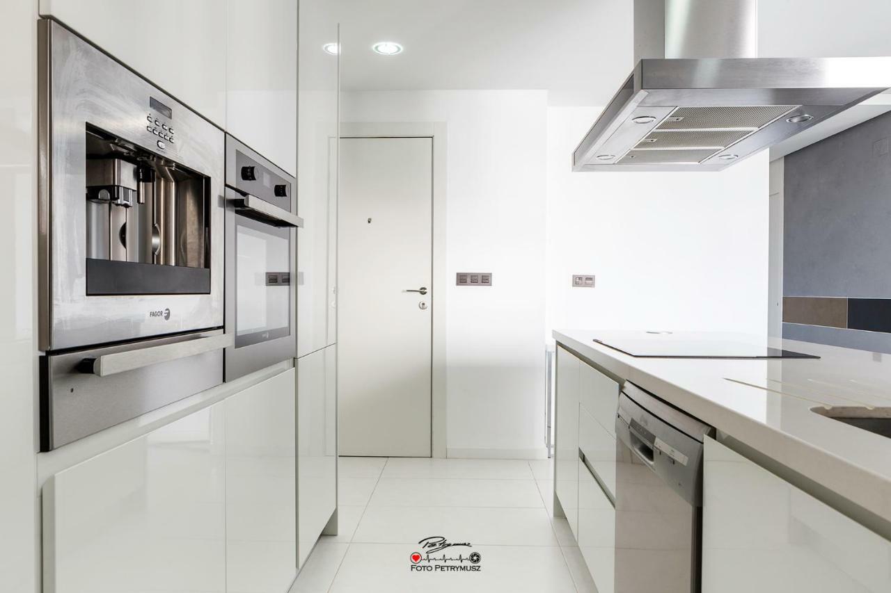 Bioko Holiday Apartment กาโบ โรจ ภายนอก รูปภาพ
